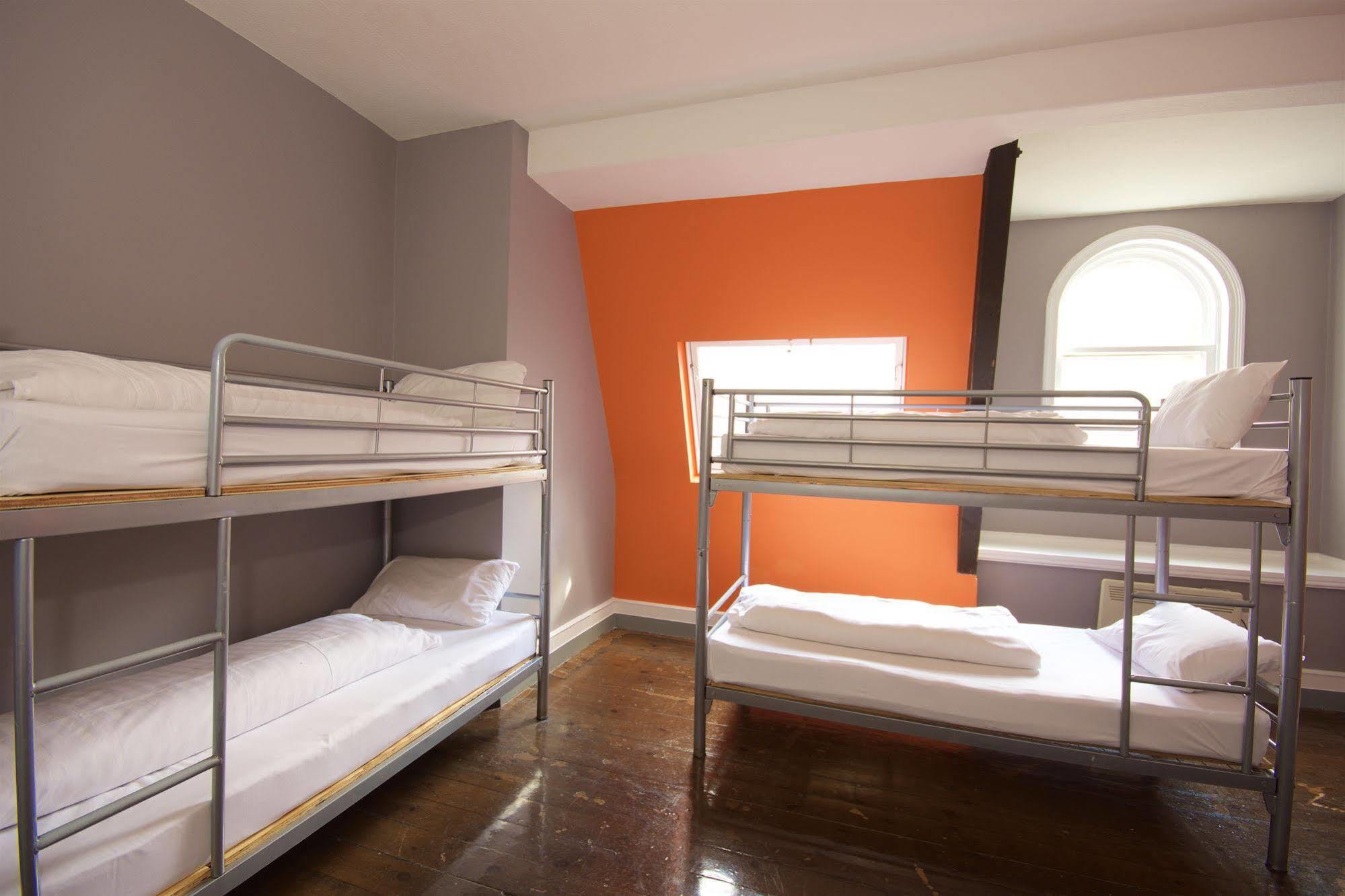 Albatross Hostel Ньюкасл-апон-Тайн Экстерьер фото